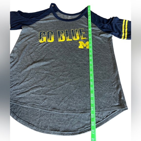 Michigan Wolverines Women's Shirt Size Medium Cold Shoulder Go Blue - Picture 7 of 8